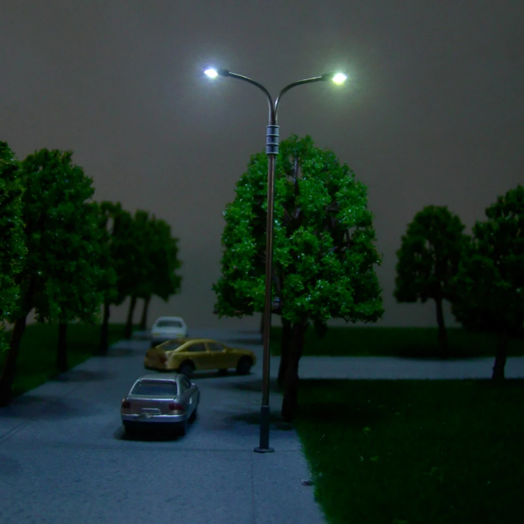 

10pcs Model Floor Lamps Double Heads Led Floor Lamp 1: 100 Scale