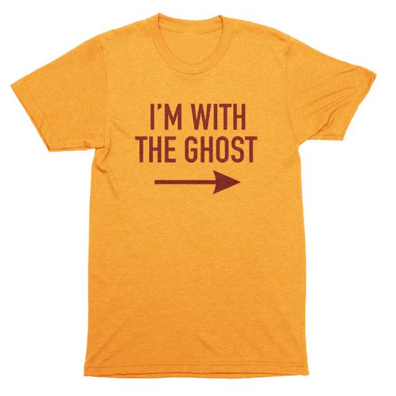 Женская футболка с надписью I'm with The Ghost | одежда