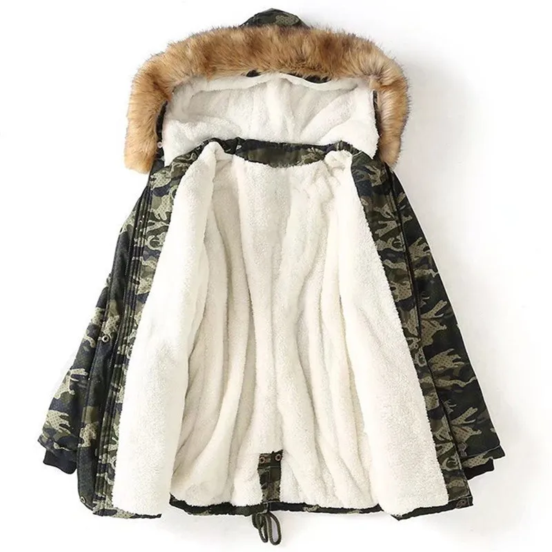 Новая верхняя одежда женские зимние теплые флисовые камуфляжные куртки размера