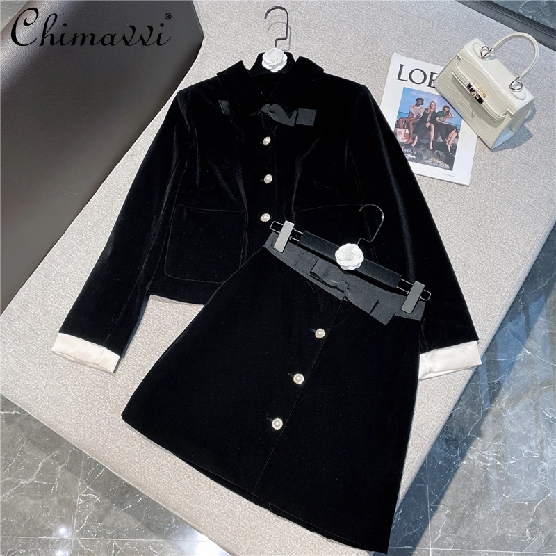 

2021 Winter Clothes 2-Piece French Fashion Fitted Long Sleeve Pearl Buckle Coat Top A- Line Half-Length Elegant Gold Velvet Suit