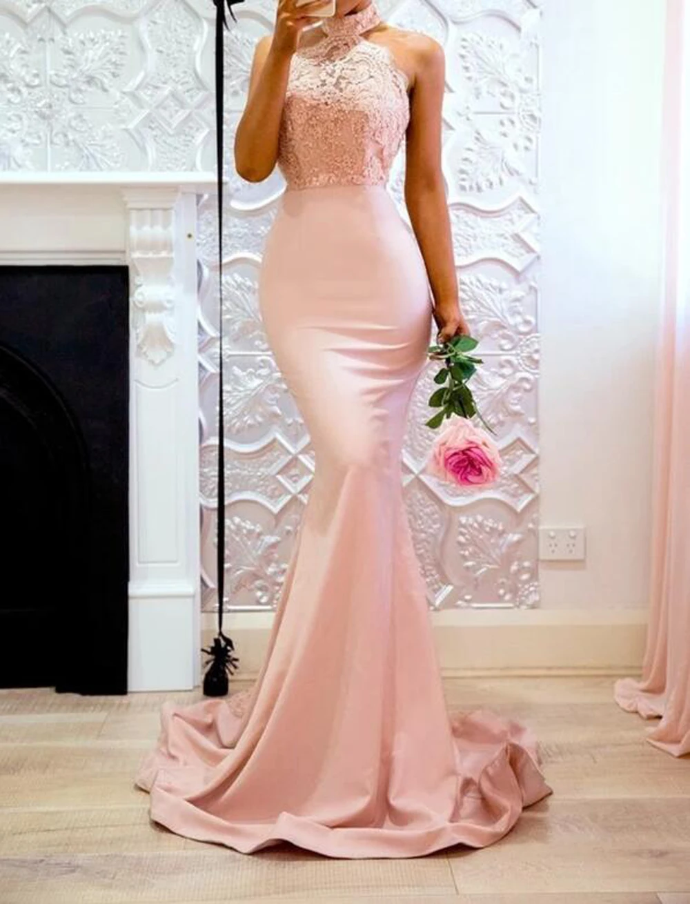 

Evening Dresses Long 2021 New Sexy Halter Floor Length Court train Satin Applique Beads Prom Dresses