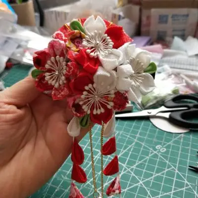 Заколка для волос Sakura Tsumami zaiku kanzashi с колокольчиком и кисточкой аксессуары ручной