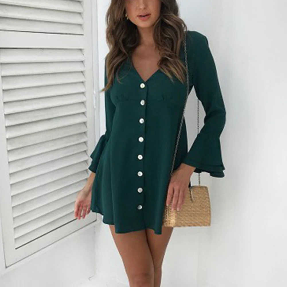 Женское однотонное повседневное мини платье с v образным вырезом оборками на