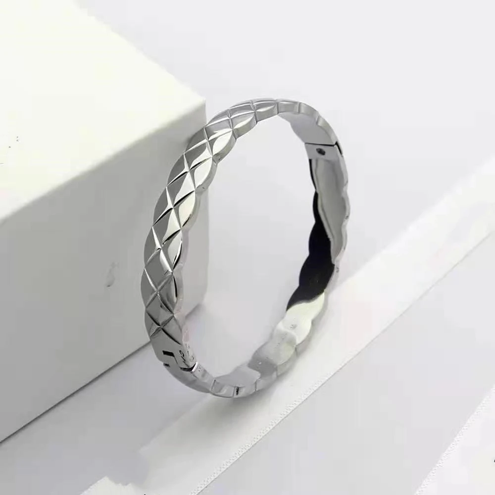 

Fashion Cut Wide Bangle Rose Gold/Silver/Gold Stainless Steel Bracelet