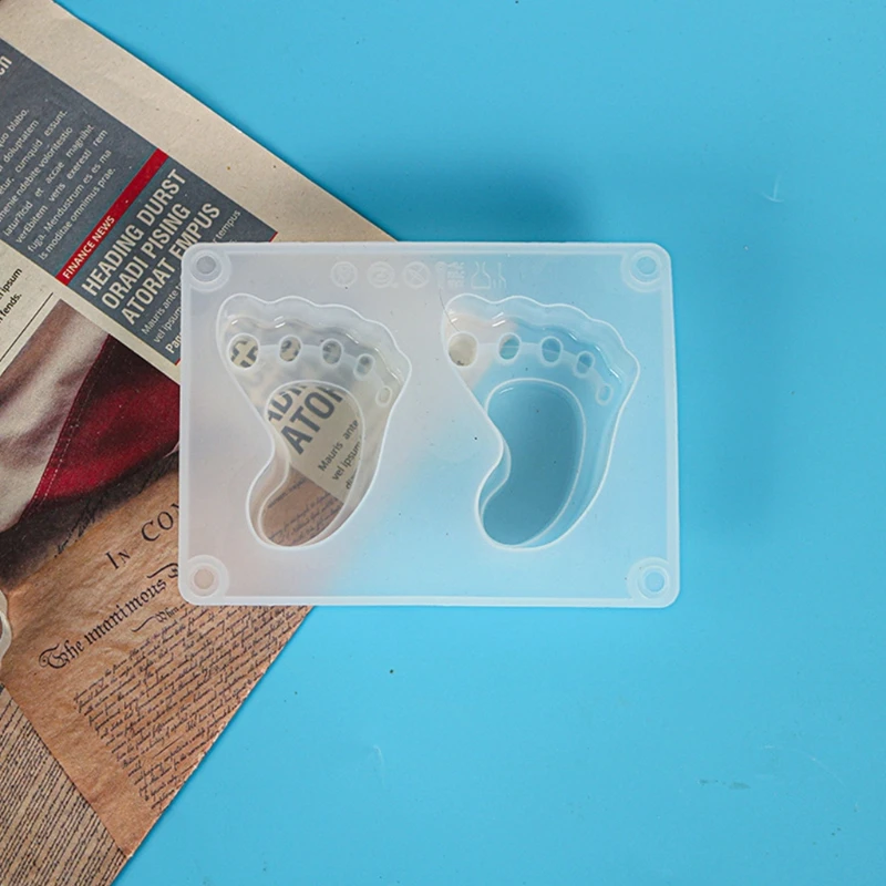 

Shiny Baby Foot Keychain Crystal Epoxy Resin Mold Hanging Pendant Silicone Mould DIY Crafts Jewelry Casting Tool U90F
