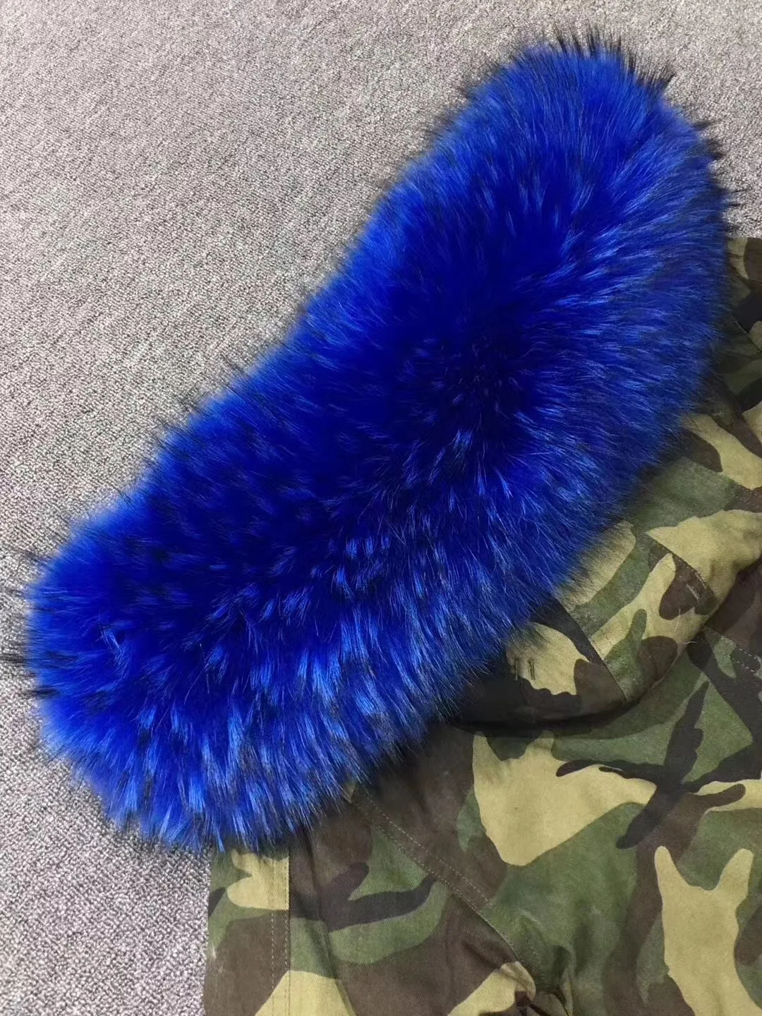 Рисунок 6 - Камуфляжная парка Outshell с кобальтовой