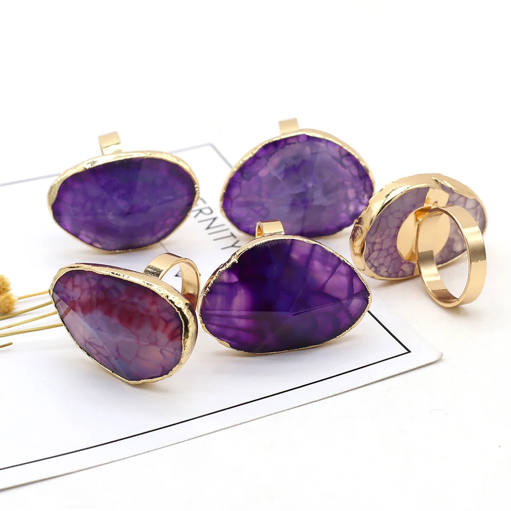 

Кольцо с аметистом и полудрагоценными камнями, размер 25x30 мм