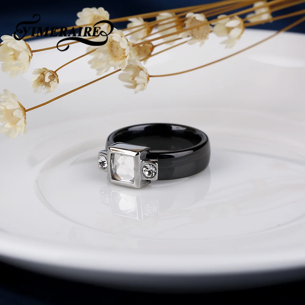 Уникальное геометрическое кольцо квадратной формы с кристаллом керамическое