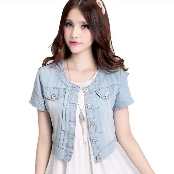 Женская короткая джинсовая куртка в стиле лолита с круглым вырезом и
