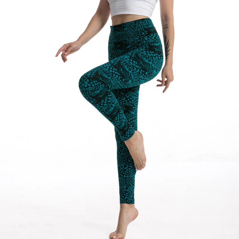 

Women Ruched Butt Lifting Leggings High Waist Capris Pants Tummy Control Stretchy Workout Leggings Textured Booty Cropped