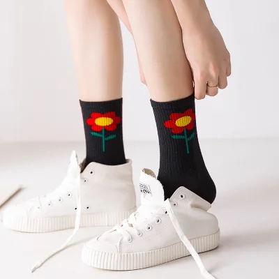 Новые трендовые Цветочные Носки на весну и лето милые черные носки средней длины