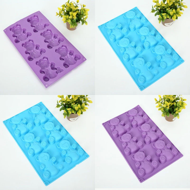 

Silicone 6 with Cartoon Bear Cake Mold Character DIY Baking Tool Is Convenient