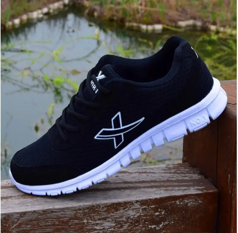 Новинка спортивная обувь 2019 летняя дышащая сетчатая легкие и удобные кроссовки