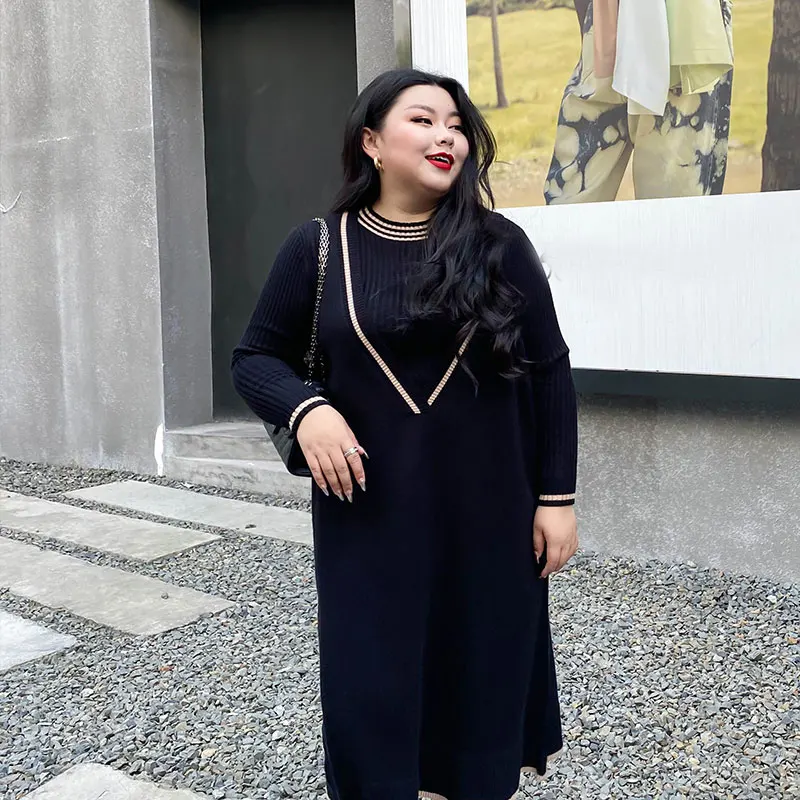 Женский трикотажный костюм из двух предметов свободное платье-жилет с V-образным