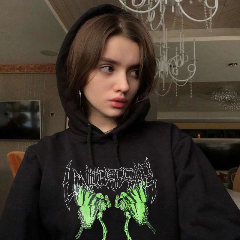 

Худи в стиле хип-хоп с принтом бабочки и черепа