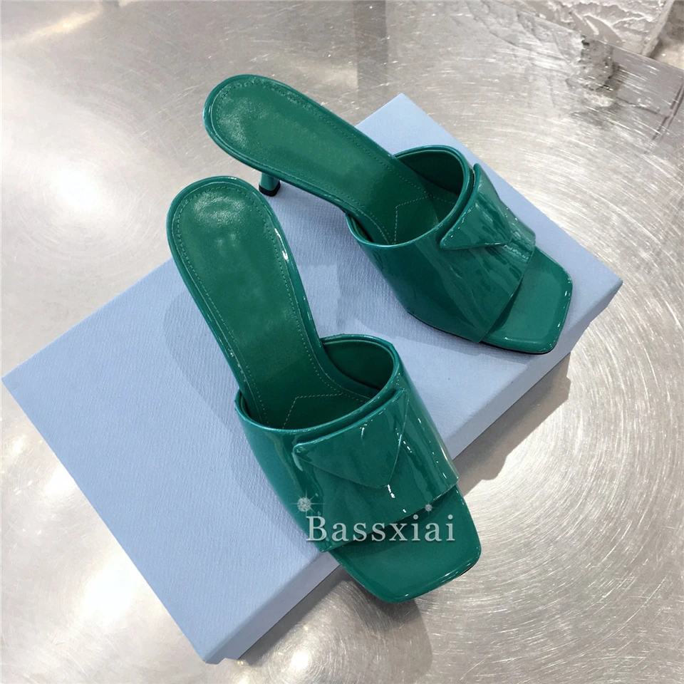 

Sexy Patent Leather One-Strap Sandals Women Unique Kitten Heel Triangle Buckle Decor Slingbacks Multicolor Mules Summer