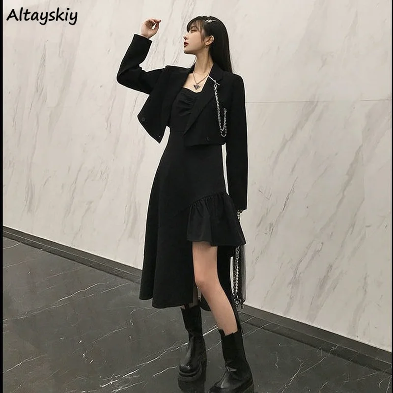 

Женские комплекты, простые укороченные блейзеры с длинным рукавом, асимметричное Плиссированное Дизайнерское черное платье, для женщин в с...