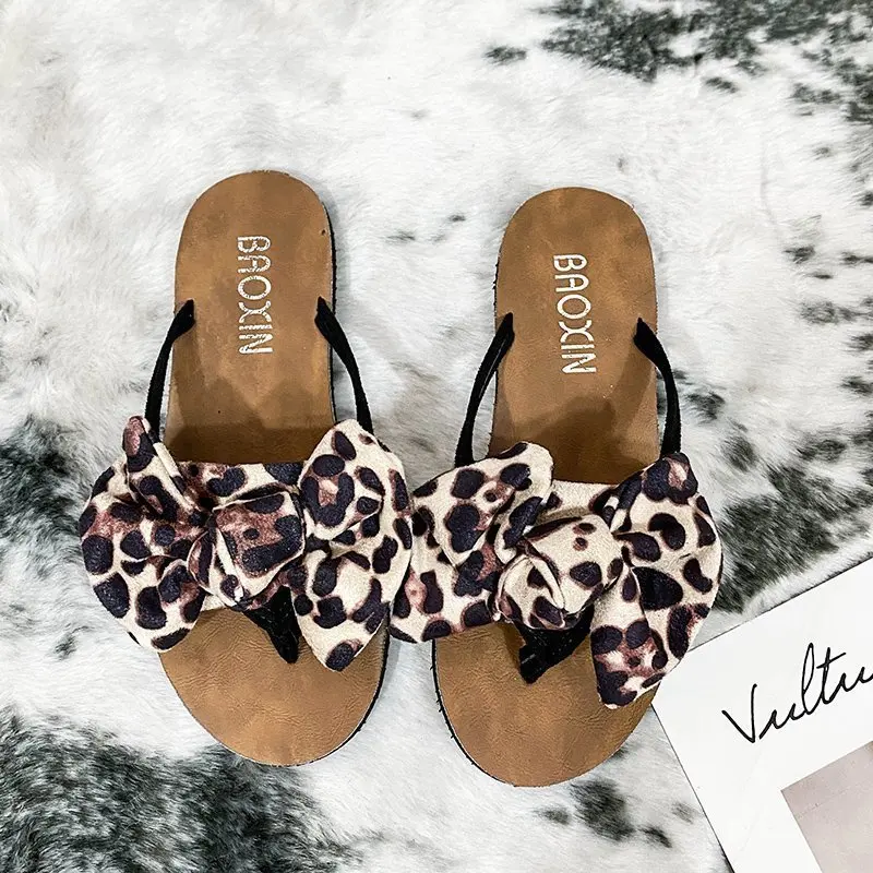 

2021 Summer Sandals Slippers Slippers Beach Shoes Women Fashion Leopard Shoes Large Size 35-43 Comfortable and Fashionable