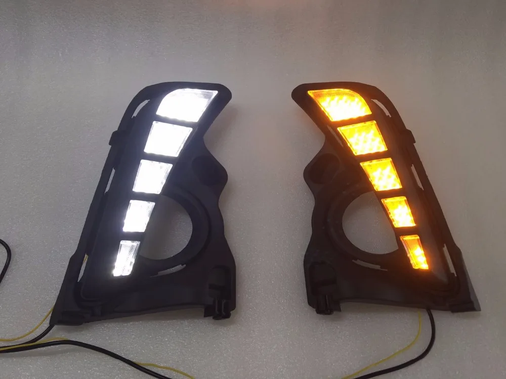 

Eosuns Led Drl Daytime Running Light for Toyota Highlander 2018 with Moving Yellow Turn Signals and Blue Night Running Light