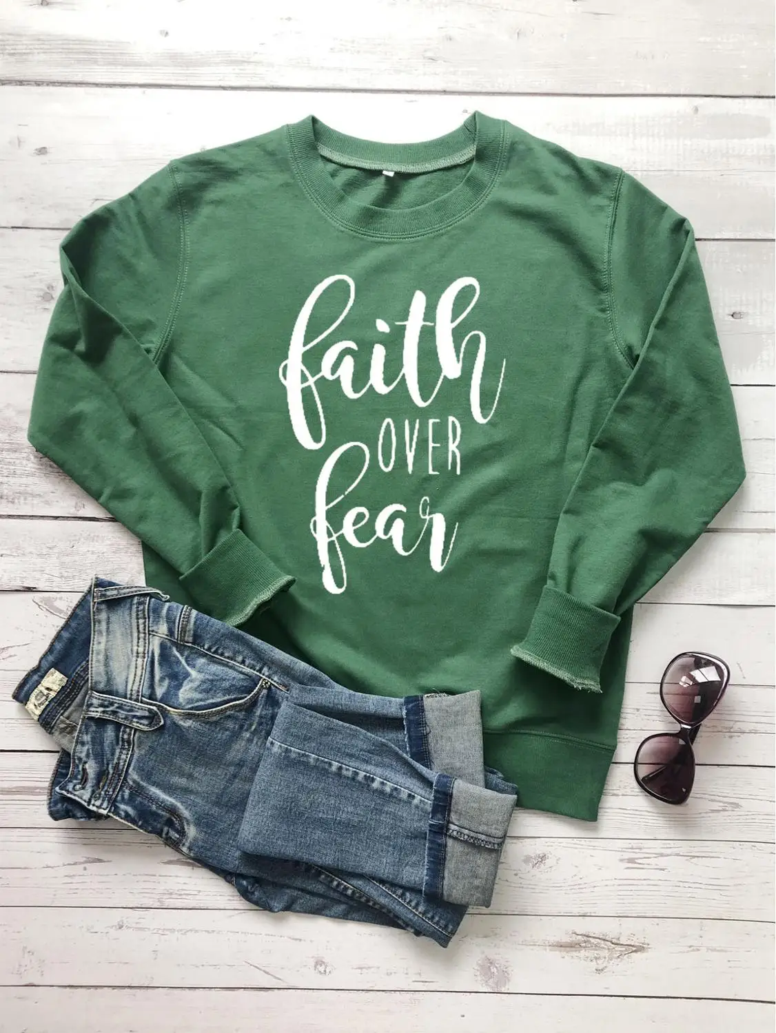 Green-white txt Faith Over Fear Толстовка Hipster христианское крещение вдохновляющие Унисекс Женская мода гранж tumblr street style пуловеры Топ - Цвет: Green-white txt