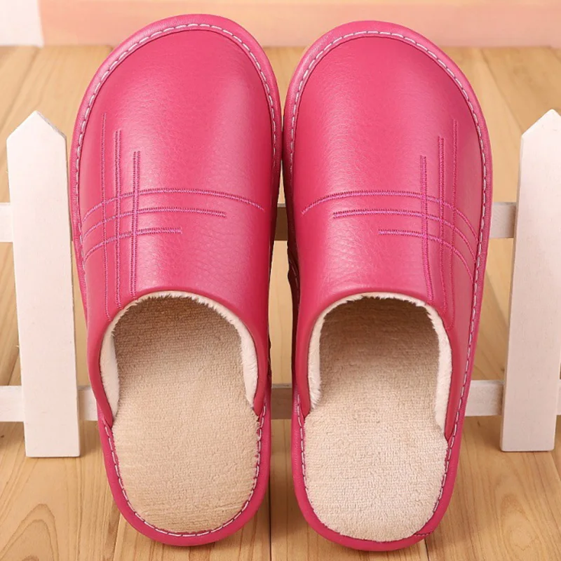 

Soft Short Plush Men's Slippers Plus Size 35-46 Indoor Leather Slippers Winter Fashion Shoes 2020 New Unisex Home Slippers