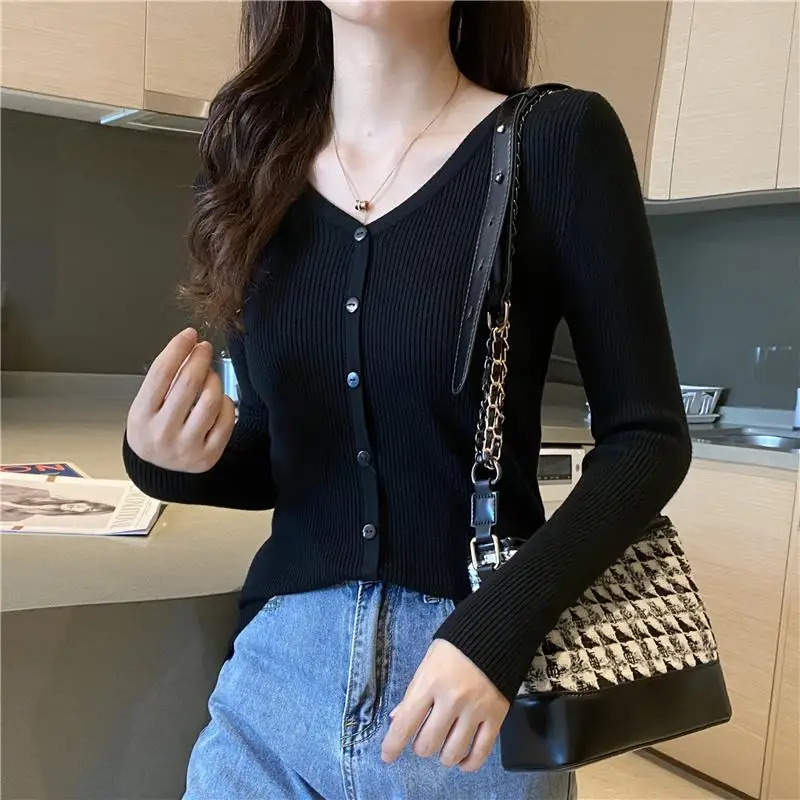 

21Coat Sweater Cardigan Women's Spring and Autumn Fashion New Knitting Lovely Loose Harajuku Korean Lazy Retro Button Top Violet