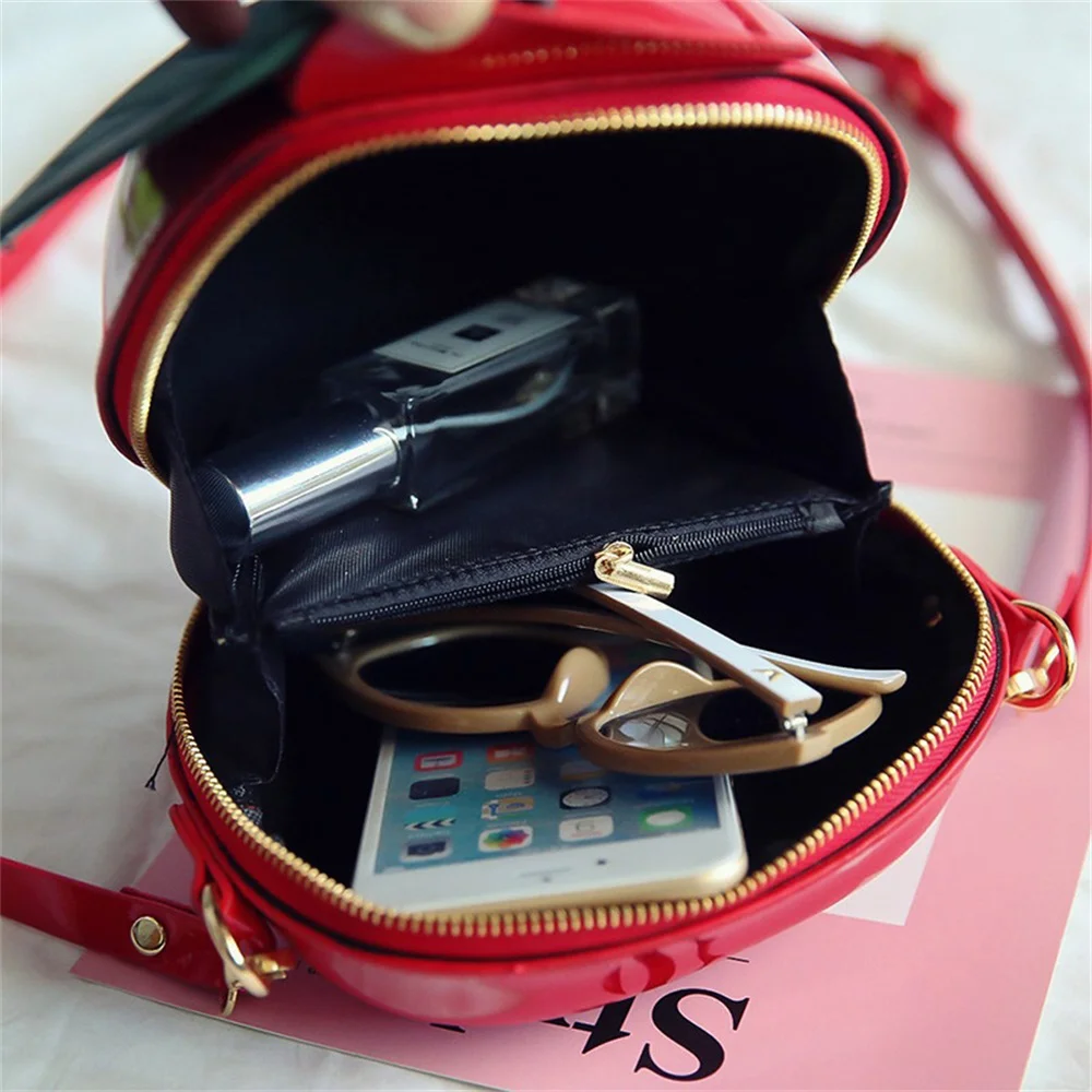 

Fashion Shoulder Bags Fruit Shape Personality Apple Shiny Hard Shell Casual Crossbody Bag Cute Interesting Ladies Shoulder Bag
