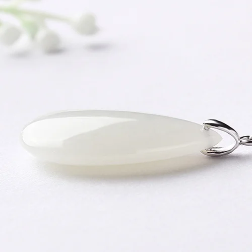 Authentic a goods Xinjiang and Tian Baiyu water drop pendant size female necklace natural jade | Украшения и аксессуары