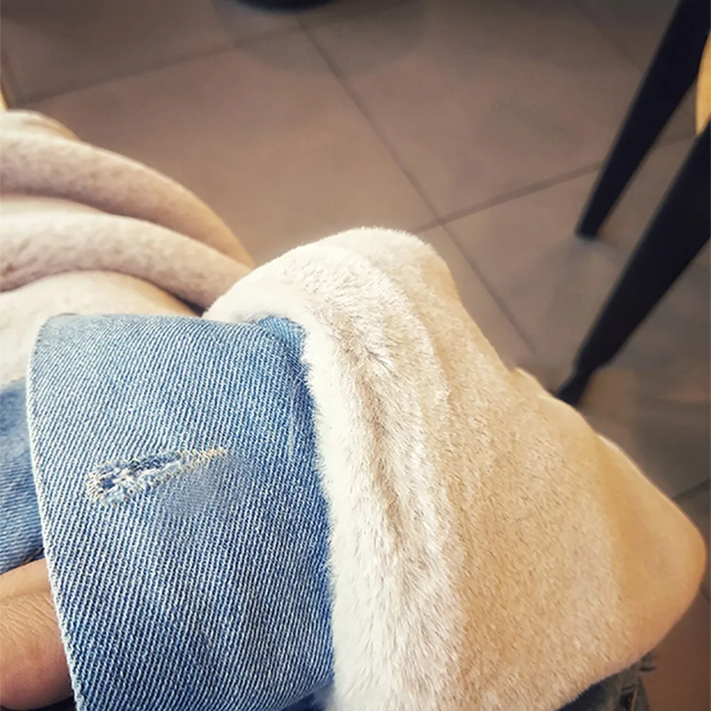 

2019 Women New winter clothing thicken fur collar jacket female Korean version of the short sporty style denim casual coat