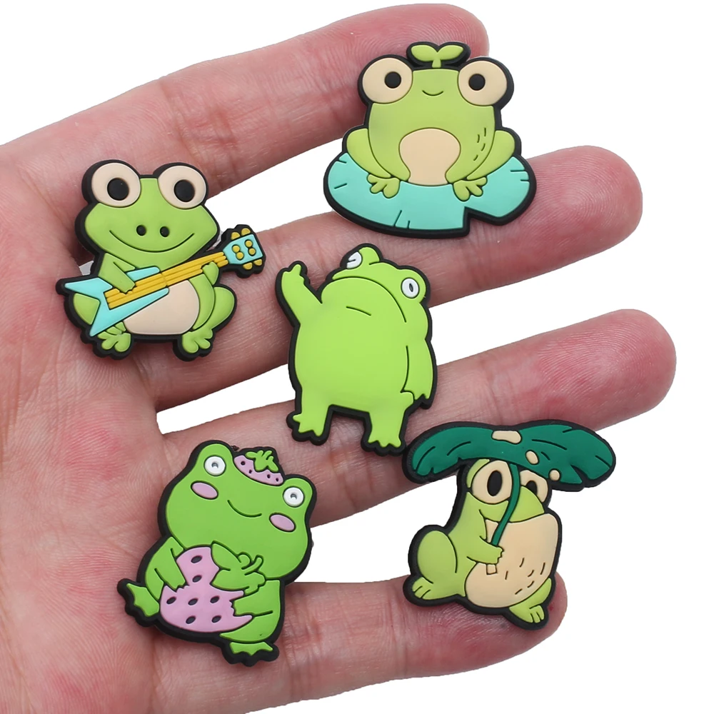 1pcs Funny Frog Shoes Charms Sad Frog Green Animal Froggy Gesture Decoration Jibz for croc Charms Designer For Xmas Gifts