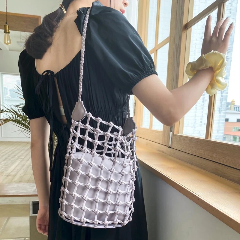

Women's Bag Korean Style Hollow Out Woven Bucket Bag Knit PU Leather Soft Female Small Bag Sets Youth Shoulder Bag Whole Sale