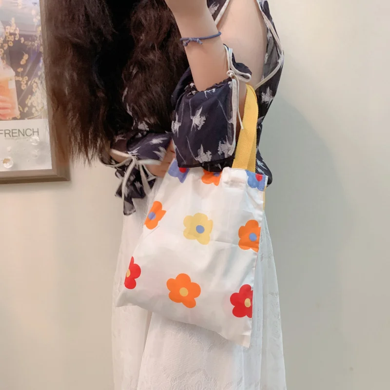 

Маленькая свежая холщовая женская сумка, школьная ручная сумка, тканевая Сумочка для разных видов искусства, маленькая сумка-тоут с цветами...