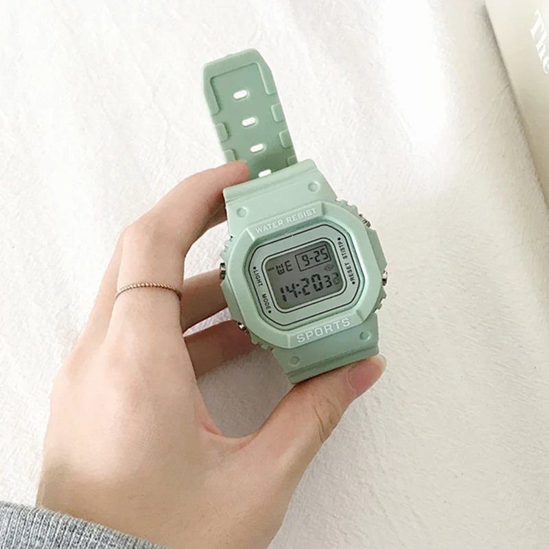 Часы наручные женские цифровые многофункциональные зеленые портативные с