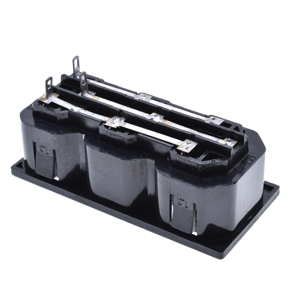 Производительная розетка IEC320-C13 гнездовая 3 контакта направления на входе