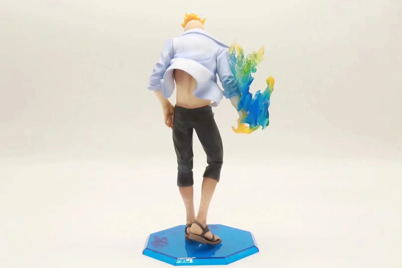 

Anime One Piece Marco The Phoenix Standing Ver. PVC Action Figure Collectible Model Kids Toys Doll 23cm