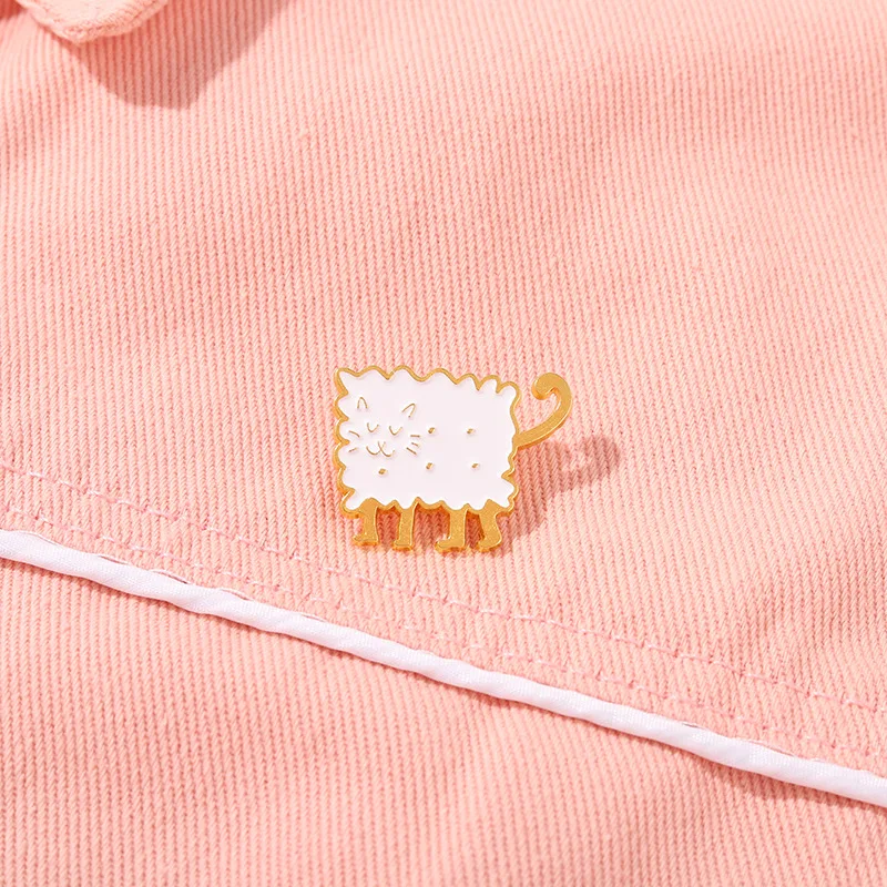 

Exquisite Cartoon Lamb Brooch Alloy Biscuit Lamb Brooch for Kids Backpacks Clothes Lapel Pin Creative Badge Jewelry Gift