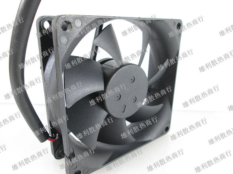 Новый 8025 12V 0.18A D80SH 12 8 см защиты электродвигателя Вентилятор