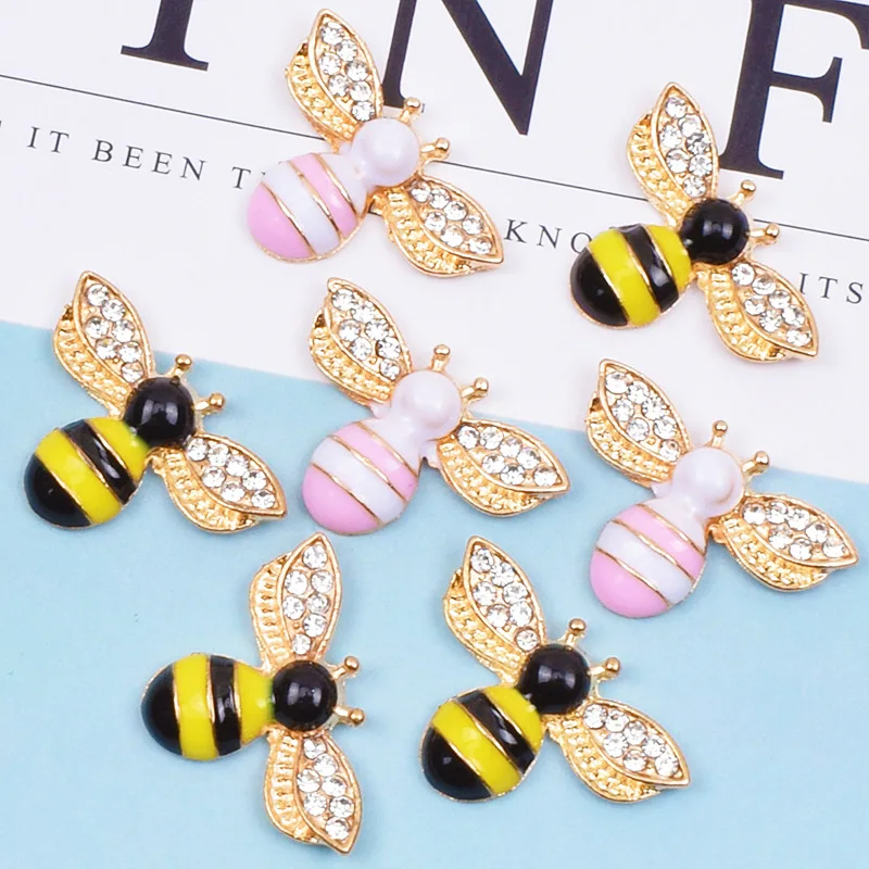 

10 Pcs/Lot New Golden Alloy Small Bee Pendant Rhinestone Insects Buttons Buckles Pin For Clothing DIY Bag Shoes Aceessories