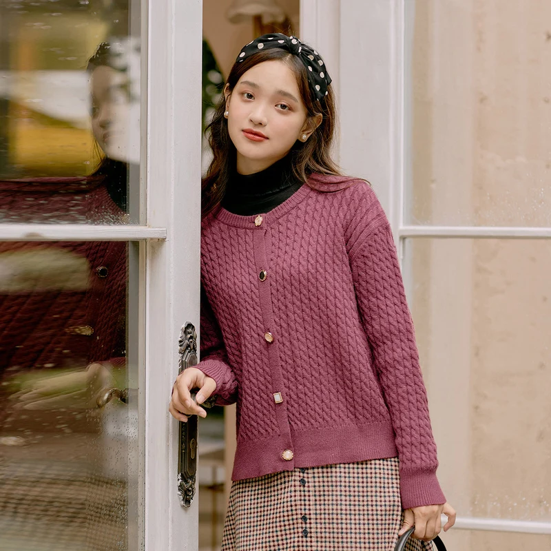 Пальто женское трикотажное в рубчик Осень-зима |