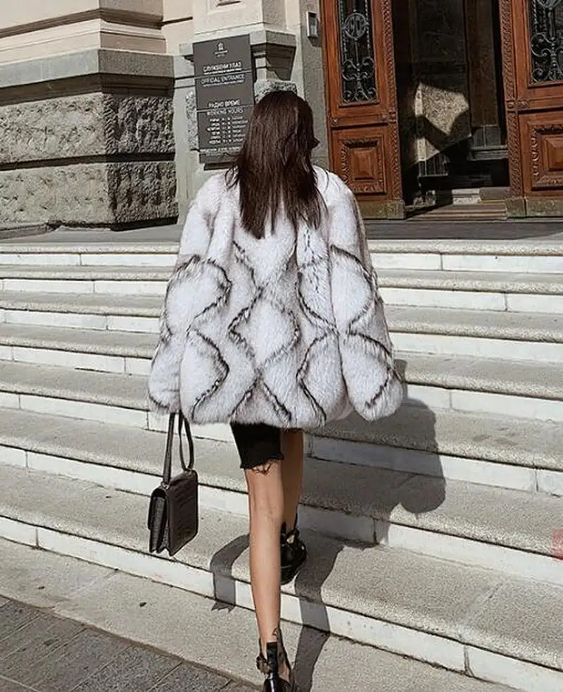 

Luxury Warm Winter Women Fur Coat Genuine Natural Fox Fur Coat Thick Soft Fashion Fur Jacket Parka Overcoat Outwear