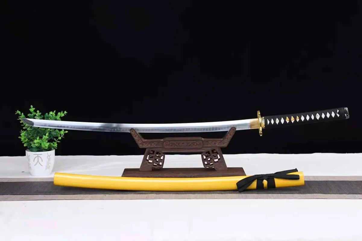 

Real samurai swordExquisite samurai sword