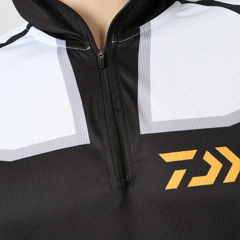 

Daiwa Men Summer Spring Long Sleeves Anti-UV Fishing Pesca Clothes Fishing Jacket Outdoor Sport New Camping Climbing Clothing
