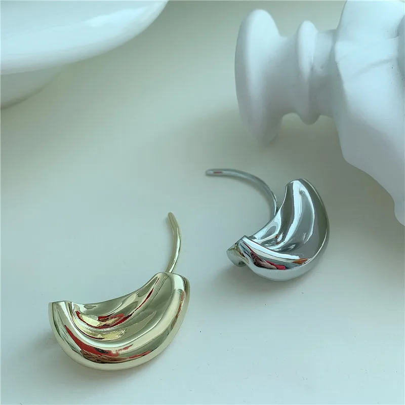 

Personality 2 Styles Geometric Clip Earrings for Women Ladies Gold Silver Color Irregular Alloy Earrings French Accessories