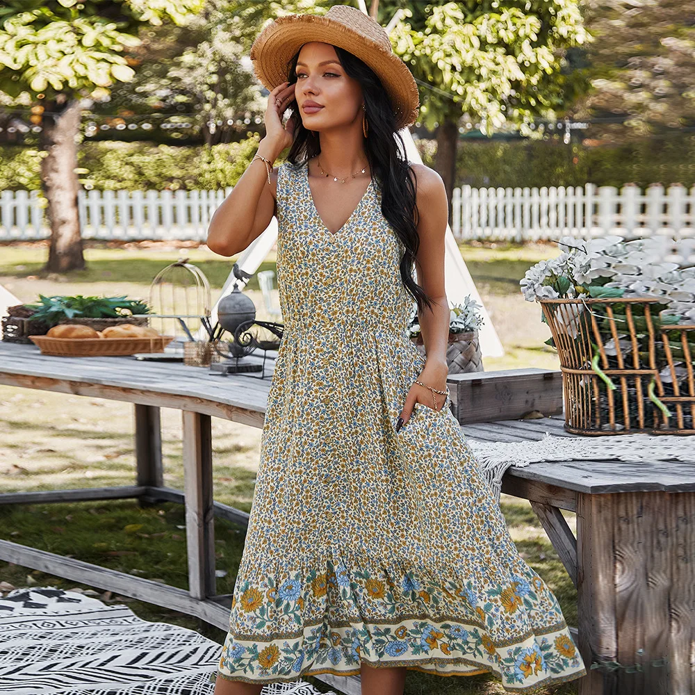 

Trend Causal Women's Bohemian V-neck Sexy Dresses Female Sleeveless Floral Clothes Ladies Plus Size A-line Clothing Mid-calf