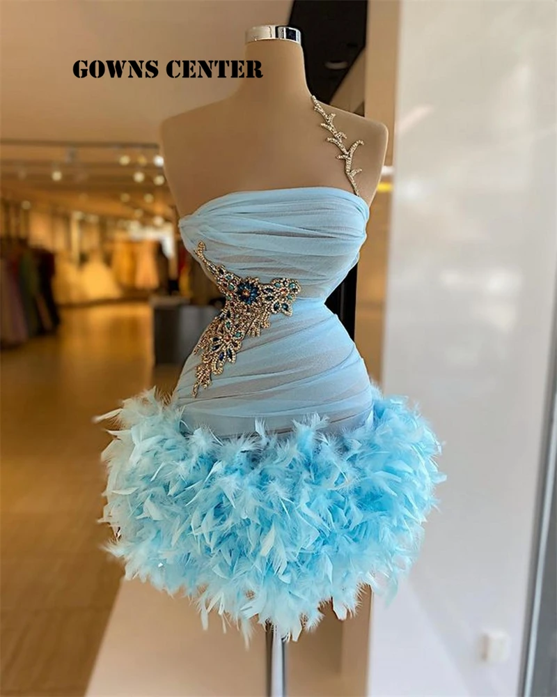 

2021 Summer Strapless Short Prom Dresses Sweet Illusion Feathers Mini Cocktail Dress Homecoming Gowns Party Gown