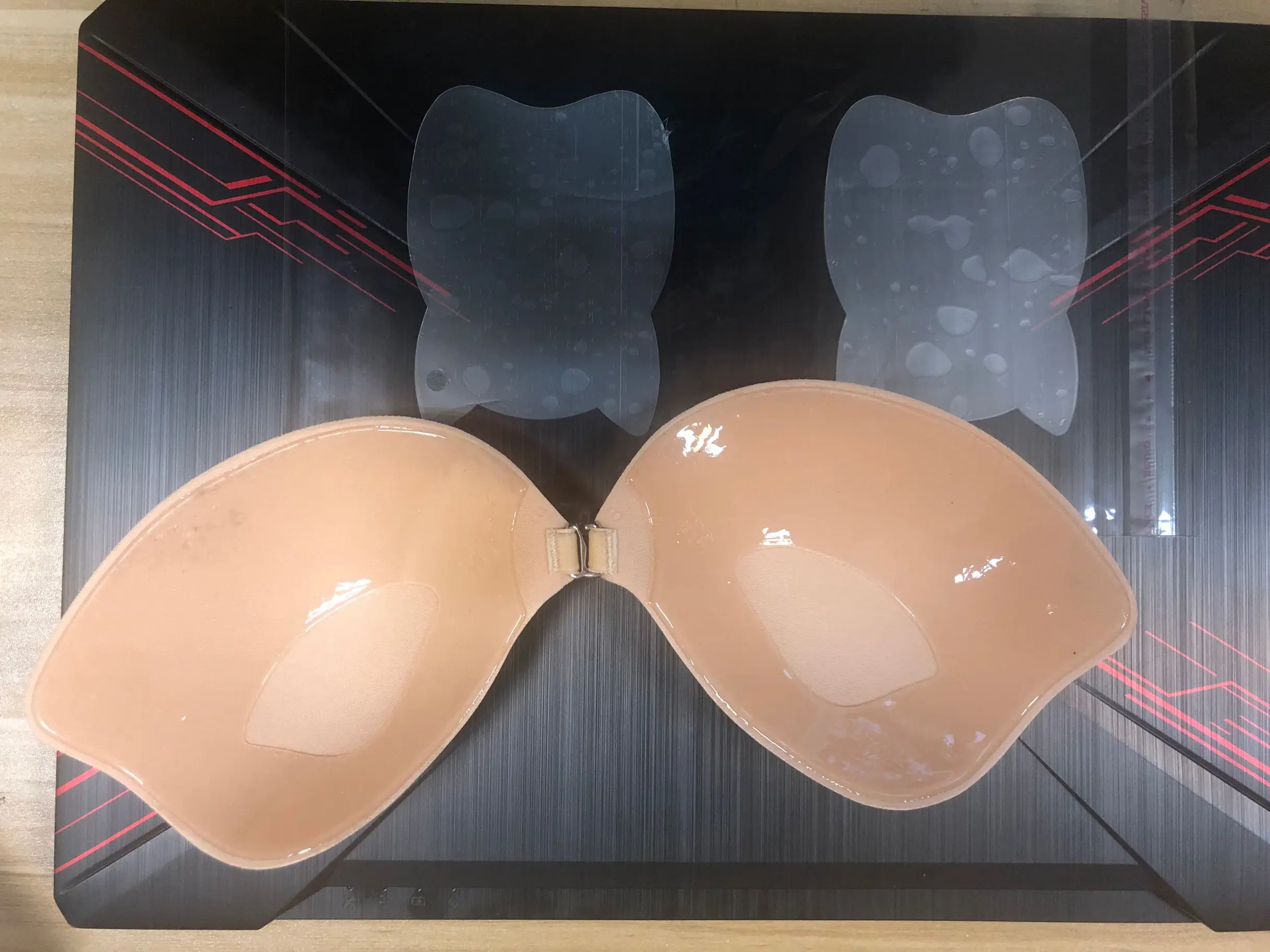 Women's Invisible Bra Seamless Push Up Silicone Self-Adhesive Front Closure Strapless Breast Lift Tape for Celebrate Tube Dress