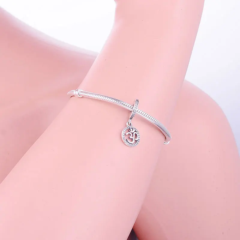 Кулон из серебра 925 пробы с цирконием в виде символа любви|Бусины| |