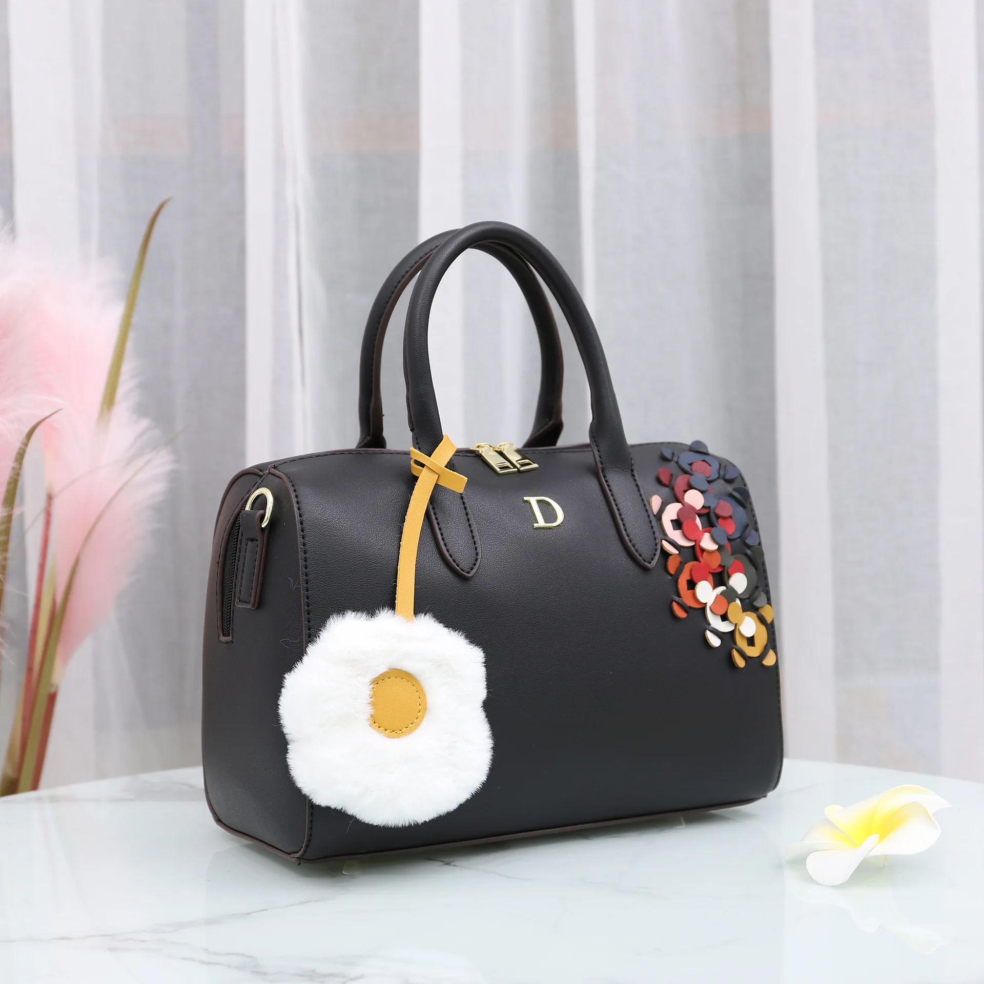

free shipping cross-border fashion pu flower pillow bag portable diagonal Boston European and American handbag ladies handbag