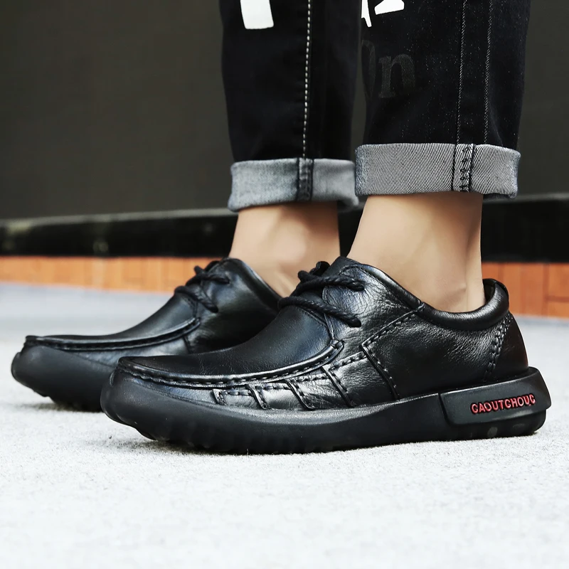 Мужские туфли из натуральной кожи лоферы на плоской подошве без застежки уличные