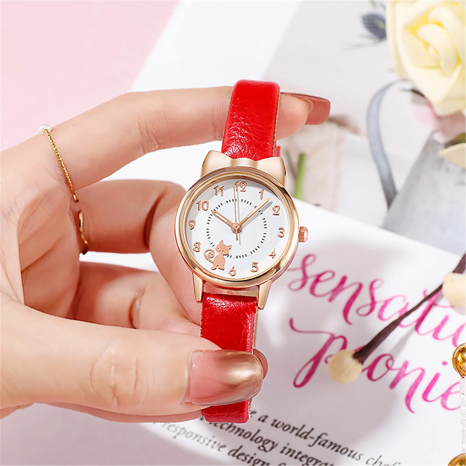 

Cute Cartoon Cat Luminous Women's Quartz Watch Automatic Leather Strap Watch Power Reserve Watch Women Fashion Watch 2021 Saat